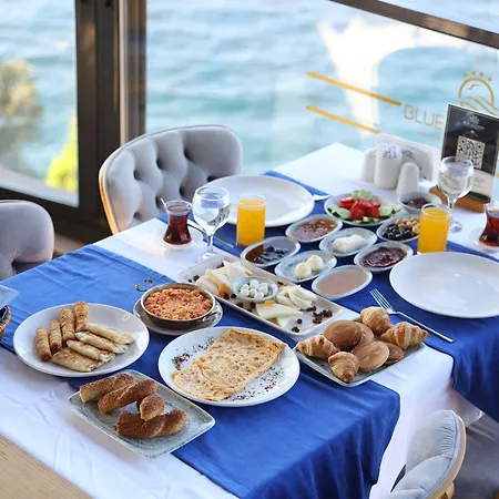 Blue Mudanya Hotel 4*